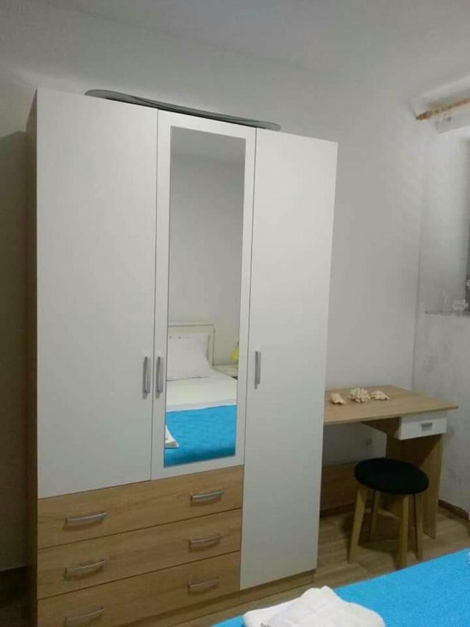 Apartmani Ruzmarin - Seget Donji, Τρογκίρ Εξωτερικό φωτογραφία